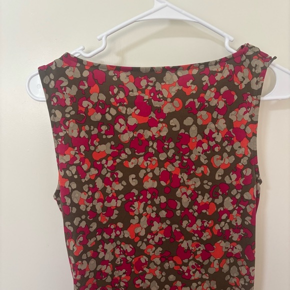 Michael Kors floral Sleeveless Top with gold hardware- Red and Brown size S - Picture 7 of 9